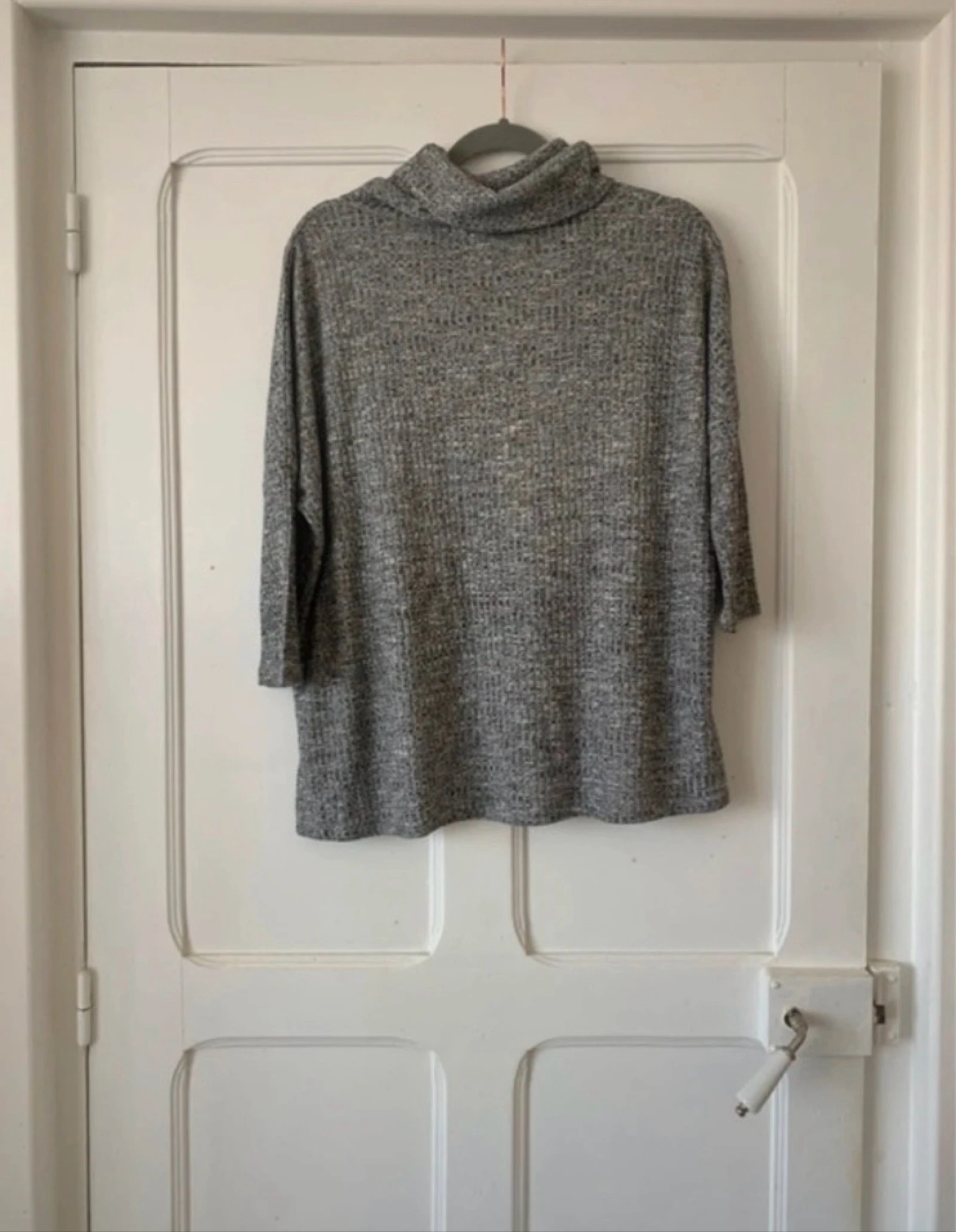 Women's mottled gray turtleneck and 3/4 sleeve top - Size M Cache Cache – photo 2